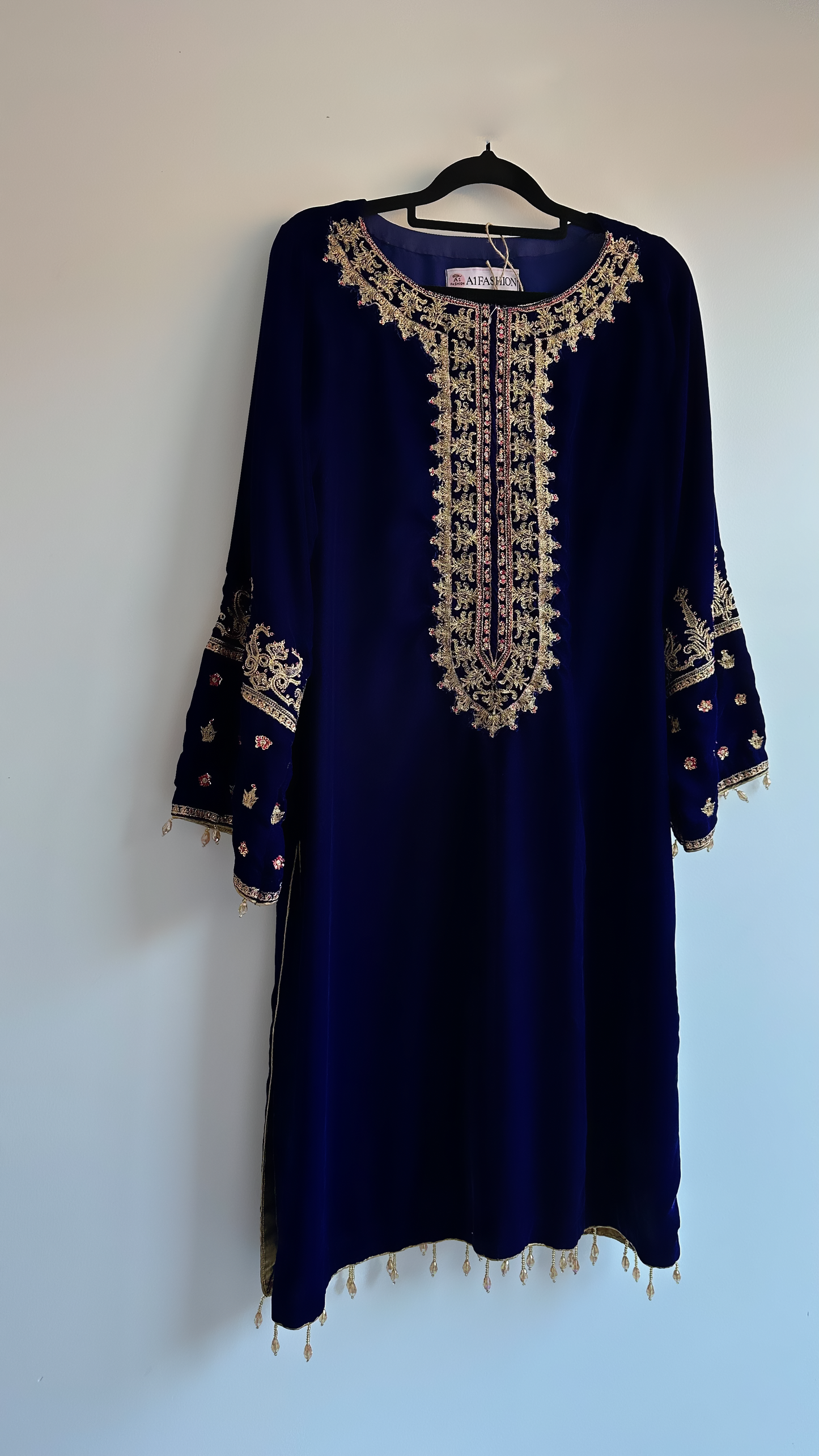 V003 | 3PC VELVET